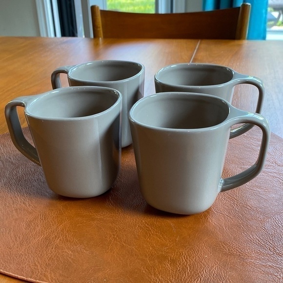 Gourmet Settings Other - 𝅺4 Grey/light brown Gourmet Settings Mugs 12 oz
